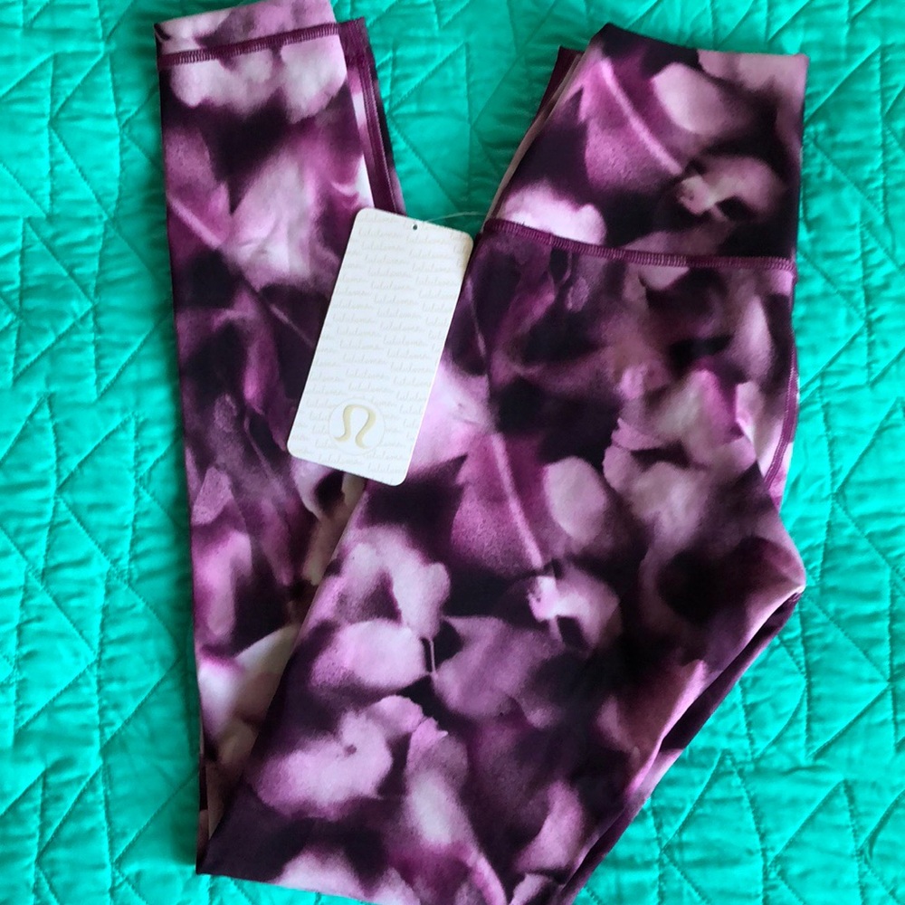 NWT Lululemon Workout Leggings